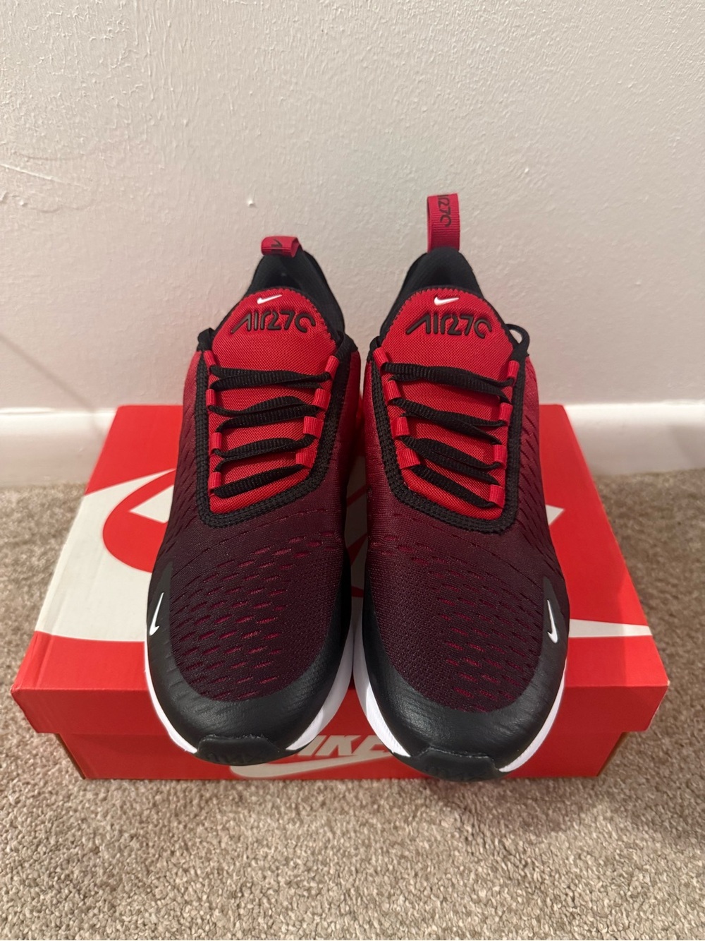 Nike Air Max 270 Women’s Shoes - Red/Black - Picture 2 of 7